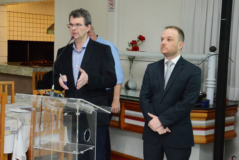 Para abordar as principais mudanças da reforma trabalhista, o advogado Fernando Baumgarten, da OAB Blumenau, conversou com os participantes.